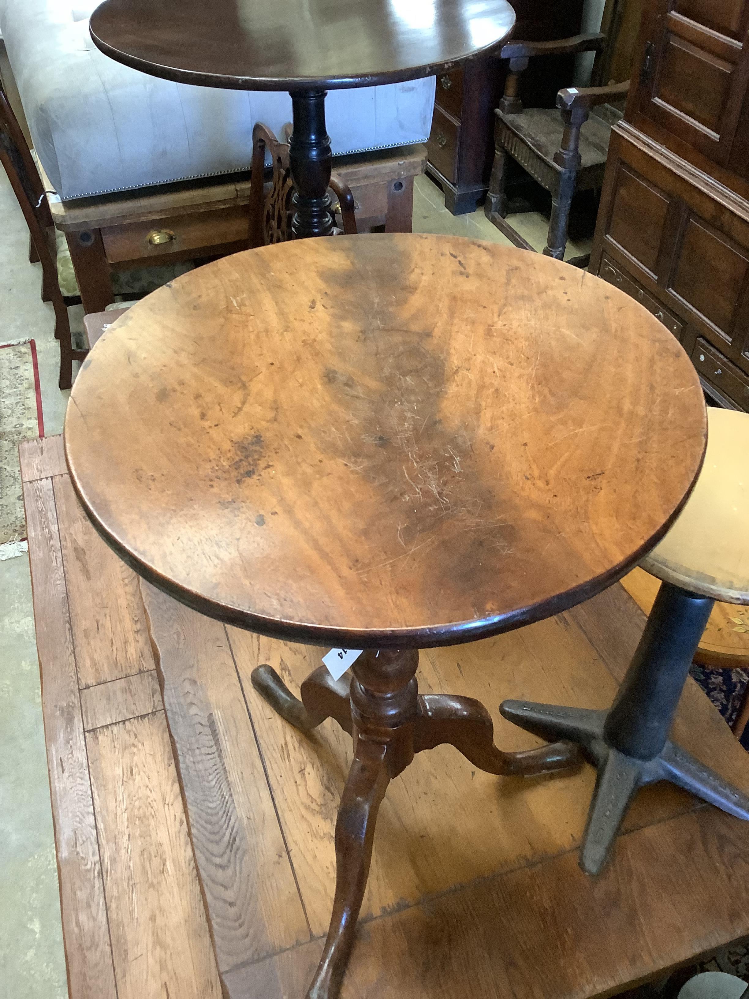 A Victorian mahogany tilt top tripod tea table, diameter 54cm, height 73cm